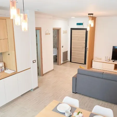 Opal Luxury 109 N Pool