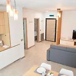 Opal Luxury 109 N Pool