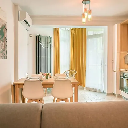 Opal Luxury 109 N Pool Апартаменты *