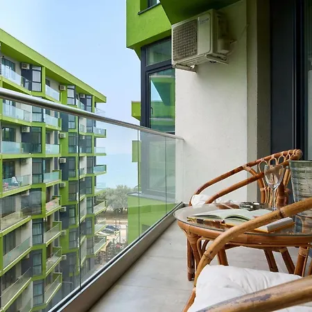 Opal Luxury 109 N Pool Apartment