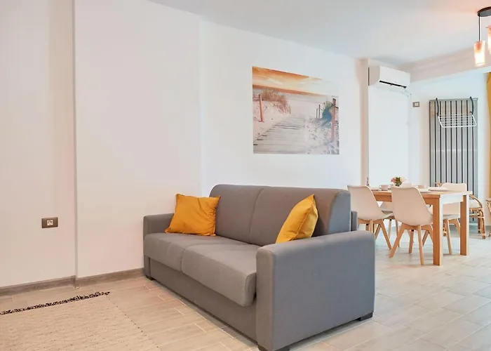 Appartamento Opal Luxury 109 N Pool Năvodari